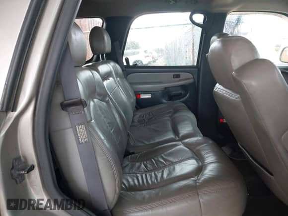 2001 Chevrolet Tahoe LT z VIN 1GNEK13T51J186505, wystawiony jako IAAI lot #42648332 z przebiegiem 282 884 mil mil oraz . Historia ofert i sprzedaży dostępna na DreamBid. Obrazek 8.