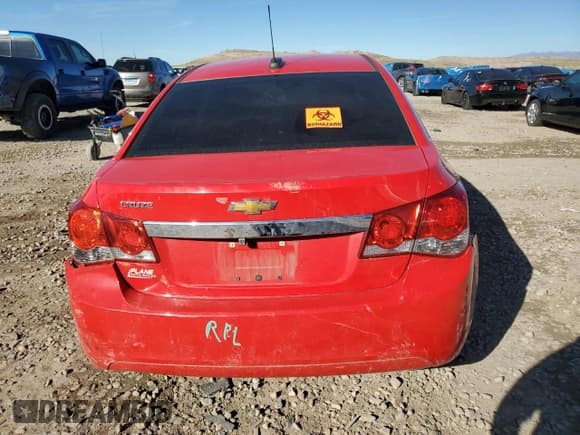 ✅ 2015 Chevrolet Cruze LS • VIN: 1G1PA5SG6F7164042 • Lot: 89713085. Listed on Copart with Not provided. Free auction sales archive from the USA and detailed vehicle history report at DreamBid. Image 6.