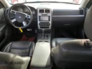 ✅ 2010 Dodge Charger R/T • VIN: 2B3CA8CT8AH271580 • Lot: 88615595. Wystawiony na Copart z przebiegiem 78 147 mil. Bezpłatny archiwum sprzedaży aukcyjnych z USA i szczegółowy raport historii pojazdu na DreamBid. Zdjęcie 8.