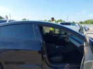 ✅ 2023 Tesla Model 3 • VIN: 5YJ3E1EA5PF671925 • Lot: 43126725. Wystawiony na IAAI z przebiegiem 28 765 mil. Bezpłatny archiwum sprzedaży aukcyjnych z USA i szczegółowy raport historii pojazdu na DreamBid. Zdjęcie 5.