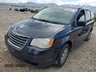 ✅ 2008 Chrysler Town & Country LX • VIN: 2A8HR44H88R670504 • Lot: 85944735. Listed on Copart with 256,075 mi. Free auction sales archive from the USA and detailed vehicle history report at DreamBid. Image 1.