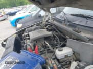 ✅ 2001 Dodge Durango • VIN: 1B4HR28N21F549196 • Lot: 41704523. Wystawiony na IAAI z przebiegiem 230 417 mil. Bezpłatny archiwum sprzedaży aukcyjnych z USA i szczegółowy raport historii pojazdu na DreamBid. Zdjęcie 10.