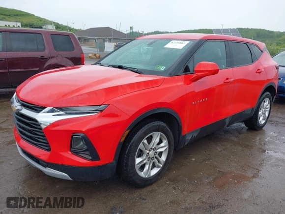 ✅ 2020 Chevrolet Blazer LT • VIN: 3GNKBHR46LS669529 • Lot: 42226887. Listed on IAAI with 87,894 mi. Free auction sales archive from the USA and detailed vehicle history report at DreamBid. Image 18.
