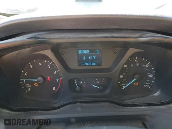 ✅ 2015 Ford Transit Cargo • VIN: 1FTNE1YM4FKB27383 • Lot: 80153074. Wystawiony na Copart z przebiegiem 228 321 mil. Bezpłatny archiwum sprzedaży aukcyjnych z USA i szczegółowy raport historii pojazdu na DreamBid. Zdjęcie 9.