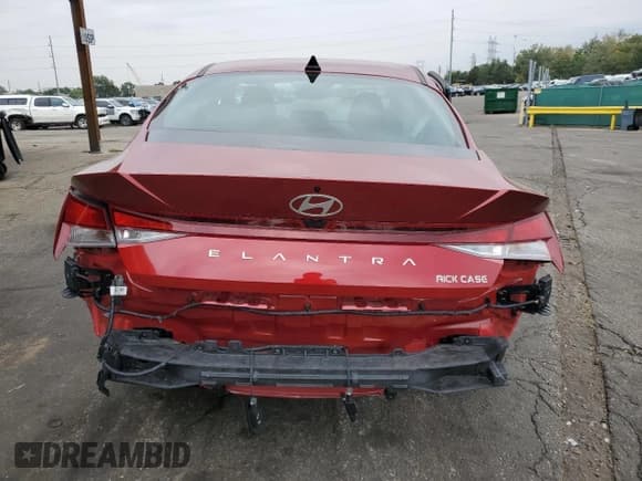 ✅ 2025 Hyundai Elantra SE • VIN: KMHLL4DG0SU858451 • Lot: 71915735. Listed on Copart with 7,650 mi. Free auction sales archive from the USA and detailed vehicle history report at DreamBid. Image 6.