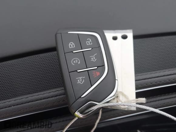 ✅ 2023 Cadillac Escalade 4WD Sport • VIN: 1GYS4FKL8PR153863 • Лот: 42653740. Опубликован ранее на IAAI с пробегом Не указан. Бесплатный доступ к архиву аукционных продаж из США и подробный отчёт об истории автомобиля на DreamBid. Изображение 11.