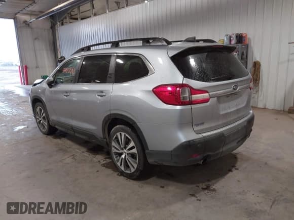 ✅ 2019 Subaru Ascent Premium • VIN: 4S4WMAHD6K3451846 • Lot: 43445583. Listed on IAAI with 98,678 mi. Free auction sales archive from the USA and detailed vehicle history report at DreamBid. Image 3.