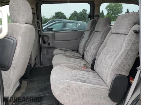 ✅ 2004 Pontiac Montana 1SA • VIN: 1GMDX03E24D190088 • Lot: 70888295. Listed on Copart with 188,643 mi. Free auction sales archive from the USA and detailed vehicle history report at DreamBid. Image 11.