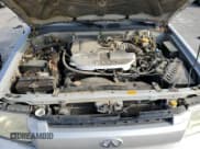 ✅ 2003 Infiniti QX4 Luxury • VIN: JNRDR09Y33W302805 • Lot: 80500135. Wystawiony na Copart z przebiegiem 226 878 mil. Bezpłatny archiwum sprzedaży aukcyjnych z USA i szczegółowy raport historii pojazdu na DreamBid. Zdjęcie 12.