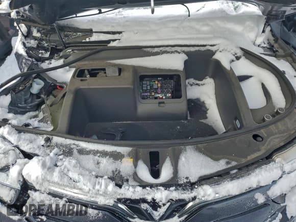 ✅ 2024 VinFast VF 8 Eco • VIN: RLLV1AEB9RH008959 • Лот: 95922815. Опубликован ранее на Copart с пробегом 6 463 миль. Бесплатный доступ к архиву аукционных продаж из США и подробный отчёт об истории автомобиля на DreamBid. Изображение 11.