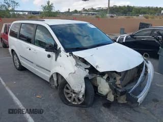 ✅ 2014 Chrysler Town & Country Touring • VIN: 2C4RC1BG7ER435819 • Lot: 43200591. Wystawiony na IAAI z przebiegiem 223 910 mil. Bezpłatny archiwum sprzedaży aukcyjnych z USA i szczegółowy raport historii pojazdu na DreamBid. Zdjęcie 1.