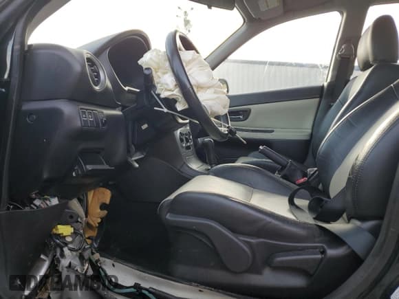 ✅ 2005 Saab 9-2X Linear • VIN: JF4GG61635H056242 • Lot: 85248234. Wystawiony na Copart z przebiegiem 118 183 mil. Bezpłatny archiwum sprzedaży aukcyjnych z USA i szczegółowy raport historii pojazdu na DreamBid. Zdjęcie 7.