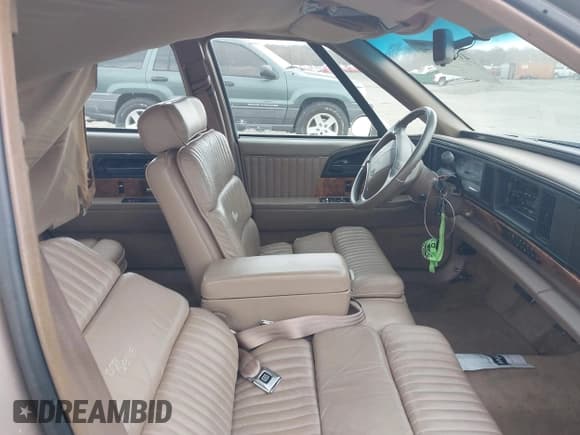 ✅ 1994 Buick Park Avenue • VIN: 1G4CW52L1RH623976 • Lot: 41900479. Listed on IAAI with 104,839 mi. Free auction sales archive from the USA and detailed vehicle history report at DreamBid. Image 5.