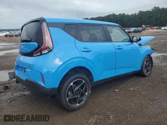✅ 2025 Kia Soul EX • VIN: KNDJ33AU9S7243105 • Lot: 65315525. Listed on Copart with Not provided. Free auction sales archive from the USA and detailed vehicle history report at DreamBid. Image 3.