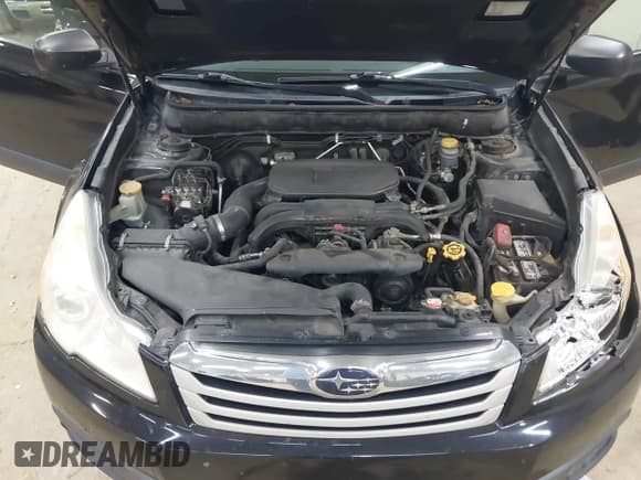 ✅ 2011 Subaru Outback 2.5i • VIN: 4S4BRBAC4B3359870 • Lot: 43595075. Listed on IAAI with 198,942 mi. Free auction sales archive from the USA and detailed vehicle history report at DreamBid. Image 8.