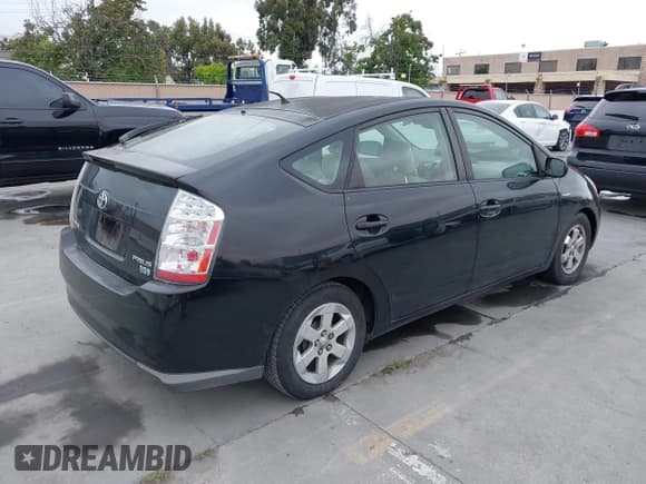 ✅ 2008 Toyota Prius • VIN: JTDKB20U883399123 • Lot: 42479294. Listed on IAAI with 209,379 mi. Free auction sales archive from the USA and detailed vehicle history report at DreamBid. Image 4.