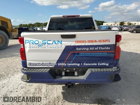 ✅ 2024 Chevrolet Silverado 1500 Custom • VIN: 1GCPABEK5RZ167674 • Лот: 65393665. Опубликован ранее на Copart с пробегом 6 556 миль. Бесплатный доступ к архиву аукционных продаж из США и подробный отчёт об истории автомобиля на DreamBid. Изображение 6.