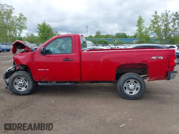 ✅ 2013 Chevrolet Silverado 2500HD Work Truck • VIN: 1GC0KVCG5DZ144211 • Lot: 42232055. Listed on IAAI with 27,235 mi. Free auction sales archive from the USA and detailed vehicle history report at DreamBid. Image 13.