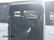 ✅ 2017 Dodge Grand Caravan SXT • VIN: 2C4RDGCG2HR842661 • Lot: 42919078. Wystawiony na IAAI z przebiegiem 129 564 mil. Bezpłatny archiwum sprzedaży aukcyjnych z USA i szczegółowy raport historii pojazdu na DreamBid. Zdjęcie 8.