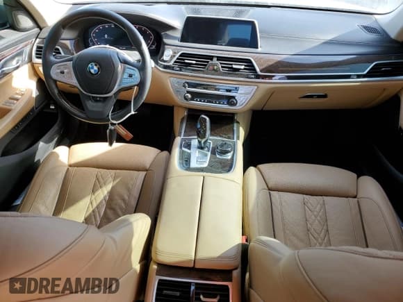 ✅ 2022 BMW 7 Series 750i xDrive • VIN: WBA7U2C08NCK23657 • Lot: 54202285. Listed on Copart with 26,532 mi. Free auction sales archive from the USA and detailed vehicle history report at DreamBid. Image 8.