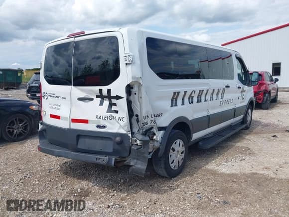 ✅ 2015 Ford Transit XL • VIN: 1FBZX2ZM8FKB22790 • Лот: 42282338. Опубликован ранее на IAAI с пробегом 617 939 миль. Бесплатный доступ к архиву аукционных продаж из США и подробный отчёт об истории автомобиля на DreamBid. Изображение 4.