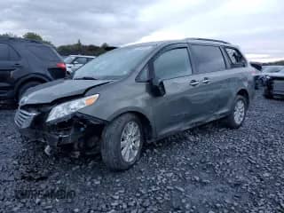 2011 Toyota Sienna XLE с VIN 5TDDK3DC7BS009716, выставлен на аукционе Copart как лот 84866995 с пробегом 100 557 миль миль и Списание • Salvage title. История ставок и продаж доступна на DreamBid. Изображение 1.