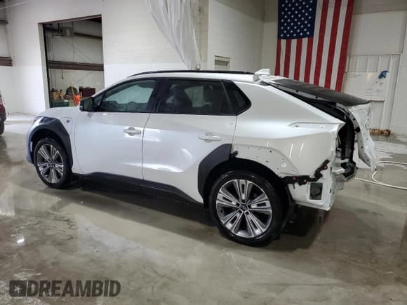 ✅ 2023 Subaru Solterra Premium • VIN: JTMABABA2PA042975 • Lot: 81213015. Wystawiony na Copart z przebiegiem Nie podano. Bezpłatny archiwum sprzedaży aukcyjnych z USA i szczegółowy raport historii pojazdu na DreamBid. Zdjęcie 2.