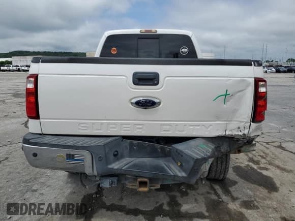✅ 2013 Ford F-350 Platinum • VIN: 1FT8W3BT6DEA50226 • Lot: 60989375. Wystawiony na Copart z przebiegiem 136 295 mil. Bezpłatny archiwum sprzedaży aukcyjnych z USA i szczegółowy raport historii pojazdu na DreamBid. Zdjęcie 6.