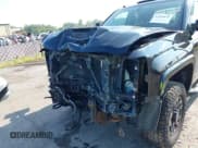 ✅ 2018 Chevrolet Silverado 2500HD LT • VIN: 1GC1KVEY3JF287701 • Lot: 42992874. Wystawiony na IAAI z przebiegiem 146 945 mil. Bezpłatny archiwum sprzedaży aukcyjnych z USA i szczegółowy raport historii pojazdu na DreamBid. Zdjęcie 11.