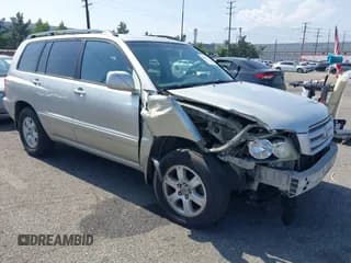 ✅ 2003 Toyota Highlander • VIN: JTEGF21A130094826 • Lot: 42426330. Wystawiony na IAAI z przebiegiem 130 019 mil. Bezpłatny archiwum sprzedaży aukcyjnych z USA i szczegółowy raport historii pojazdu na DreamBid. Zdjęcie 1.