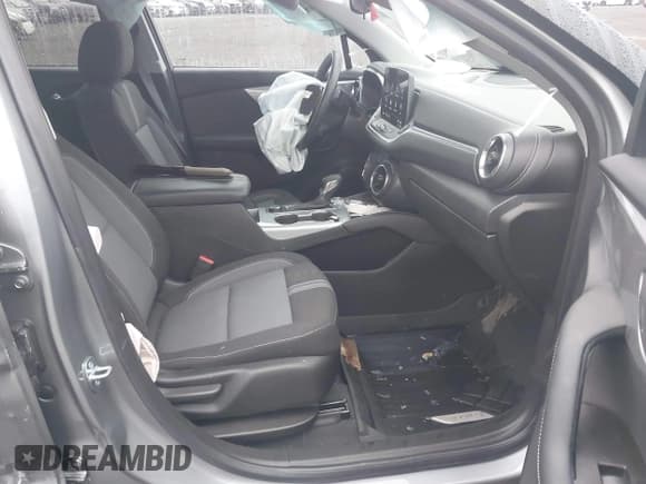 ✅ 2023 Chevrolet Blazer LT • VIN: 3GNKBHR40PS195292 • Lot: 41935730. Listed on IAAI with 19,626 mi. Free auction sales archive from the USA and detailed vehicle history report at DreamBid. Image 5.