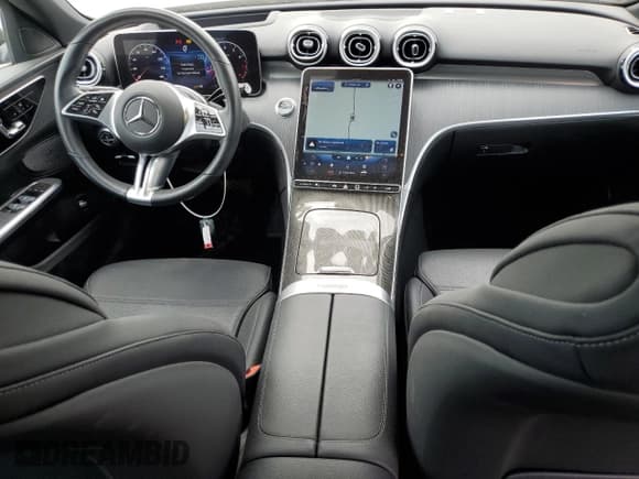 ✅ 2022 Mercedes-Benz C 300 • VIN: W1KAF4HB8NR038620 • Лот: 67830175. Опубликован ранее на Copart с пробегом 45 437 миль. Бесплатный доступ к архиву аукционных продаж из США и подробный отчёт об истории автомобиля на DreamBid. Изображение 8.