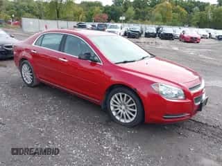 2012 Chevrolet Malibu 1LT z VIN 1G1ZC5E02CF337798, wystawiony jako IAAI lot #43409030 z przebiegiem 146 844 mil mil oraz . Historia ofert i sprzedaży dostępna na DreamBid. Obrazek 1.