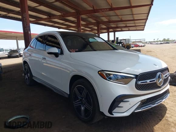 ✅ 2023 Mercedes-Benz GLC 300 • VIN: W1NKM4GB2PF057814 • Lot: 42659134. Wystawiony na IAAI z przebiegiem 22 757 mil. Bezpłatny archiwum sprzedaży aukcyjnych z USA i szczegółowy raport historii pojazdu na DreamBid. Zdjęcie 1.