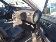 ✅ 2014 Mercedes-Benz E 350 Sport • VIN: WDDHF5KB5EB050777 • Lot: 43597366. Wystawiony na IAAI z przebiegiem 98 014 mil. Bezpłatny archiwum sprzedaży aukcyjnych z USA i szczegółowy raport historii pojazdu na DreamBid. Zdjęcie 5.