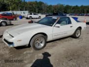 ✅ 1989 Pontiac Firebird • VIN: 1G2FS2188KL244389 • Lot: 82538105. Listed on Copart with 170,957 mi. Free auction sales archive from the USA and detailed vehicle history report at DreamBid. Image 1.