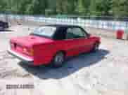 1992 BMW 3 Series z VIN WBABB2314NEC28869, wystawiony jako IAAI lot #42132873 z przebiegiem 129 436 mil mil oraz . Historia ofert i sprzedaży dostępna na DreamBid. Obrazek 4.