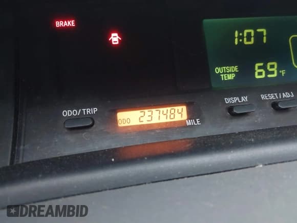 ✅ 2000 Toyota Avalon XL • VIN: 4T1BF28B1YU026051 • Lot: 43654465. Listed on IAAI with 237,484 mi. Free auction sales archive from the USA and detailed vehicle history report at DreamBid. Image 15.