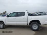 ✅ 2021 Toyota Tacoma SR • VIN: 3TYAX5GNXMT032184 • Lot: 42204429. Wystawiony na IAAI z przebiegiem 60 295 mil. Bezpłatny archiwum sprzedaży aukcyjnych z USA i szczegółowy raport historii pojazdu na DreamBid. Zdjęcie 14.