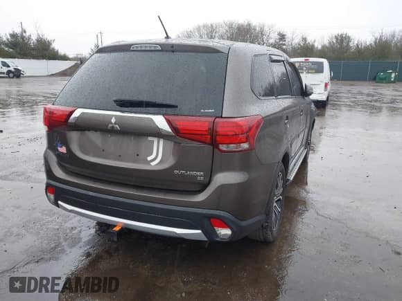 2016 Mitsubishi Outlander SE с VIN JA4AZ3A32GZ020674, выставлен на аукционе IAAI как лот 41711427 с пробегом 78 819 миль миль и . История ставок и продаж доступна на DreamBid. Изображение 4.