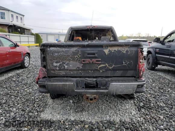 ✅ 2017 GMC Sierra 2500HD • VIN: 1GT22REG5HZ362460 • Лот: 54213135. Опубликован ранее на Copart с пробегом Не указан. Бесплатный доступ к архиву аукционных продаж из США и подробный отчёт об истории автомобиля на DreamBid. Изображение 6.