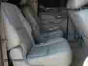 2010 Chevrolet Suburban LT z VIN 1GNUKJE30AR143183, wystawiony jako Copart lot #62062915 z przebiegiem 206 514 mil mil oraz Szkoda całkowita • Salvage title. Historia ofert i sprzedaży dostępna na DreamBid. Obrazek 11.