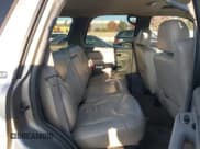 ✅ 2000 GMC Yukon SLT • VIN: 1GKEK13TXYJ134133 • Lot: 43886849. Wystawiony na IAAI z przebiegiem 236 913 mil. Bezpłatny archiwum sprzedaży aukcyjnych z USA i szczegółowy raport historii pojazdu na DreamBid. Zdjęcie 8.