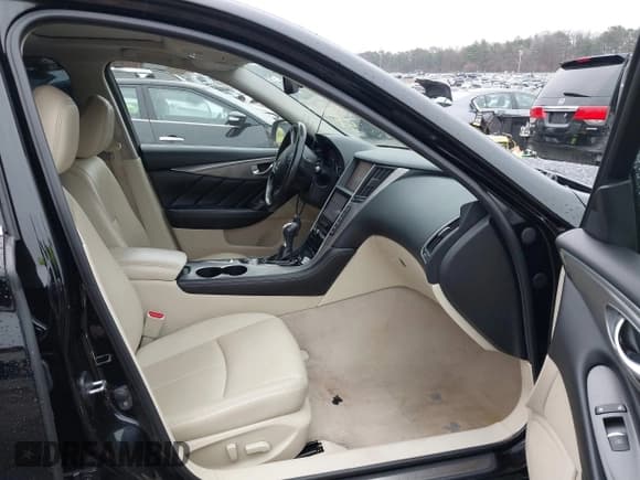 ✅ 2017 Infiniti Q50 Signature Edition • VIN: JN1EV7AR7HM840362 • Lot: 43744755. Listed on IAAI with 51,392 mi. Free auction sales archive from the USA and detailed vehicle history report at DreamBid. Image 5.