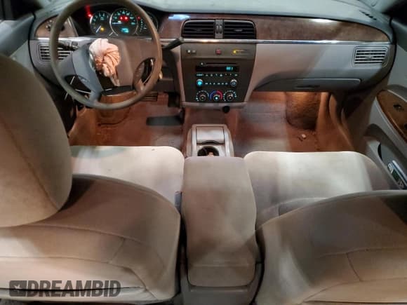 ✅ 2005 Buick LaCrosse CX • VIN: 2G4WC532651233643 • Lot: 92296595. Listed on Copart with 116,972 mi. Free auction sales archive from the USA and detailed vehicle history report at DreamBid. Image 8.