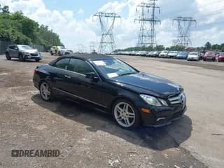 ✅ 2011 Mercedes-Benz E 550 • VIN: WDDKK7CF2BF065434 • Лот: 42560763. Опубликован ранее на IAAI с пробегом 85 579 миль. Бесплатный доступ к архиву аукционных продаж из США и подробный отчёт об истории автомобиля на DreamBid. Изображение 1.