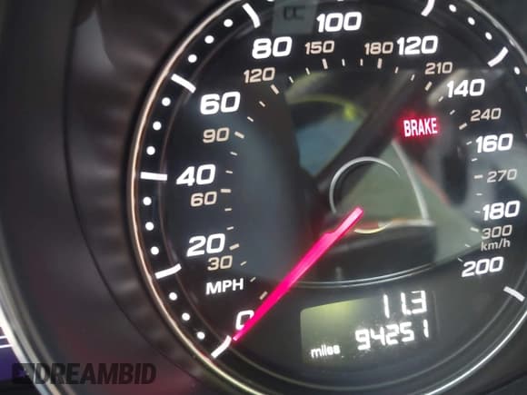 ✅ 2012 Audi TT RS 2.5T • VIN: TRUB3AFK9C1901144 • Lot: 43206956. Wystawiony na IAAI z przebiegiem 94 251 mil. Bezpłatny archiwum sprzedaży aukcyjnych z USA i szczegółowy raport historii pojazdu na DreamBid. Zdjęcie 15.