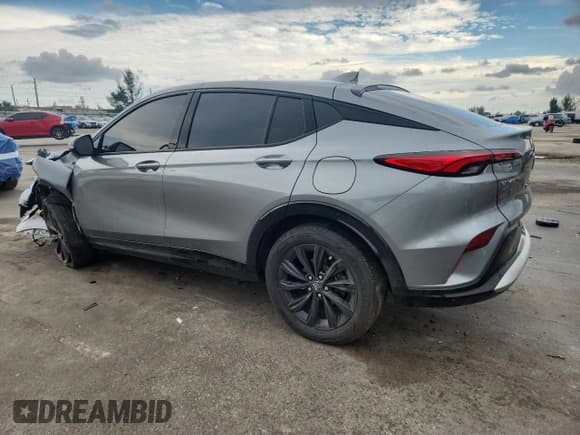 ✅ 2024 Buick Envista Sport Touring • VIN: KL47LBE25RB154159 • Lot: 81663935. Listed on Copart with 17,423 mi. Free auction sales archive from the USA and detailed vehicle history report at DreamBid. Image 2.