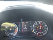 ✅ 2017 Jeep Renegade Sport • VIN: ZACCJAAH3HPF00275 • Lot: 41353370. Wystawiony na IAAI z przebiegiem 134 479 mil. Bezpłatny archiwum sprzedaży aukcyjnych z USA i szczegółowy raport historii pojazdu na DreamBid. Zdjęcie 7.