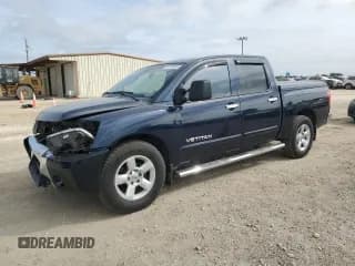 ✅ 2006 Nissan Titan LE • VIN: 1N6BA07A06N560999 • Lot: 89708395. Wystawiony na Copart z przebiegiem 204 427 mil. Bezpłatny archiwum sprzedaży aukcyjnych z USA i szczegółowy raport historii pojazdu na DreamBid. Zdjęcie 1.